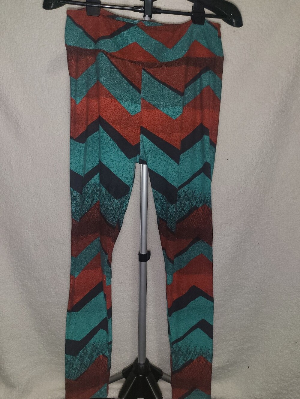 LuLaRoe Chevron Print Leggings - Teal & Rust